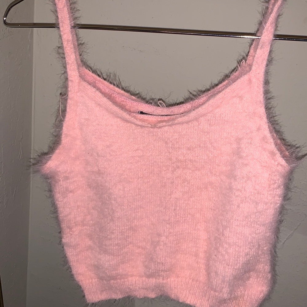 Knitted pink crop top